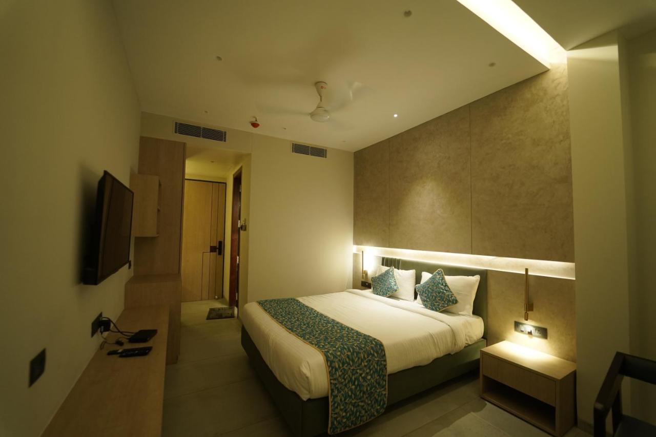 Hotel Laksh Rāipur Exterior foto